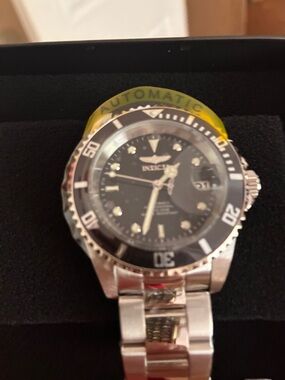 Invicta Silver Stainless Steel Automatic pro diver with coin edge